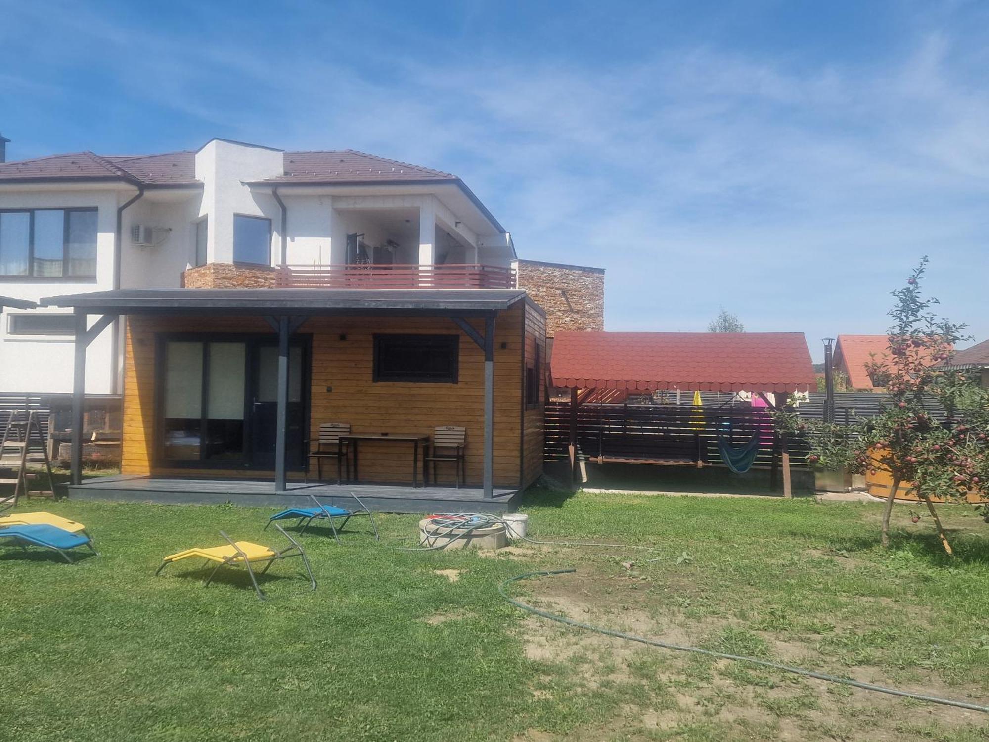 Casa Sincu Acomodação com café da manhã Cristian  Exterior foto