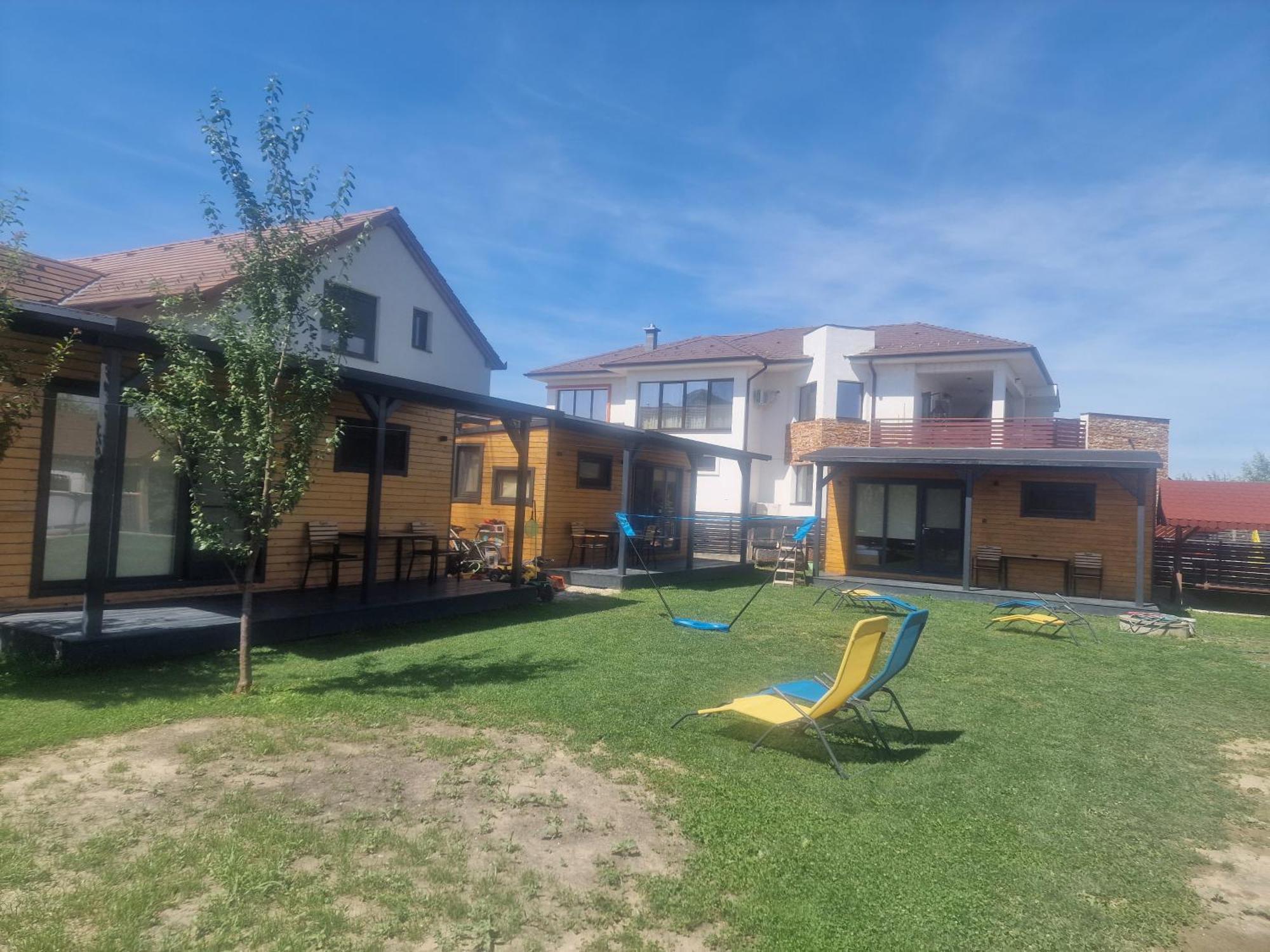 Casa Sincu Acomodação com café da manhã Cristian  Exterior foto